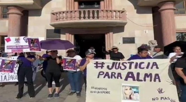 Marcha en Sonora para exigir justicia para Alma Lourdes