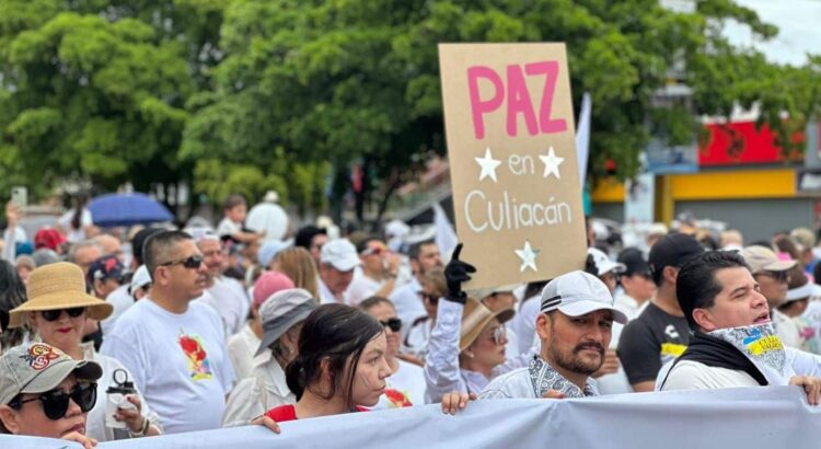 Culiacán clama por paz: miles de ciudadanos marchan contra la violencia