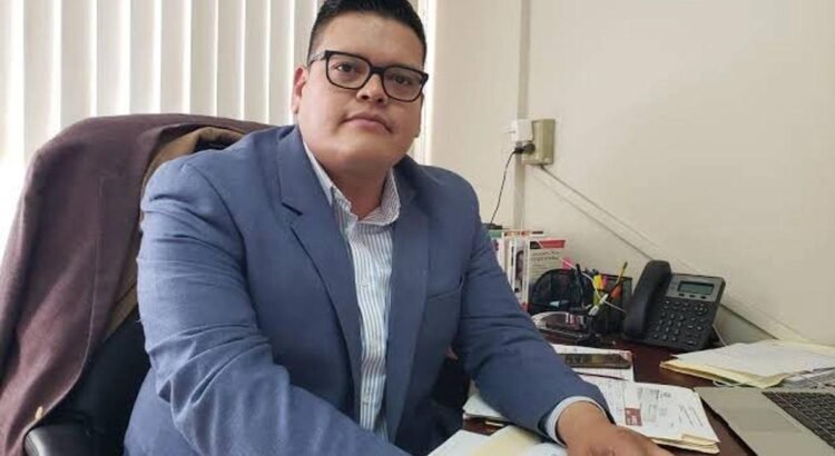 Detienen al director jurídico de Nogales en la frontera de Sonora