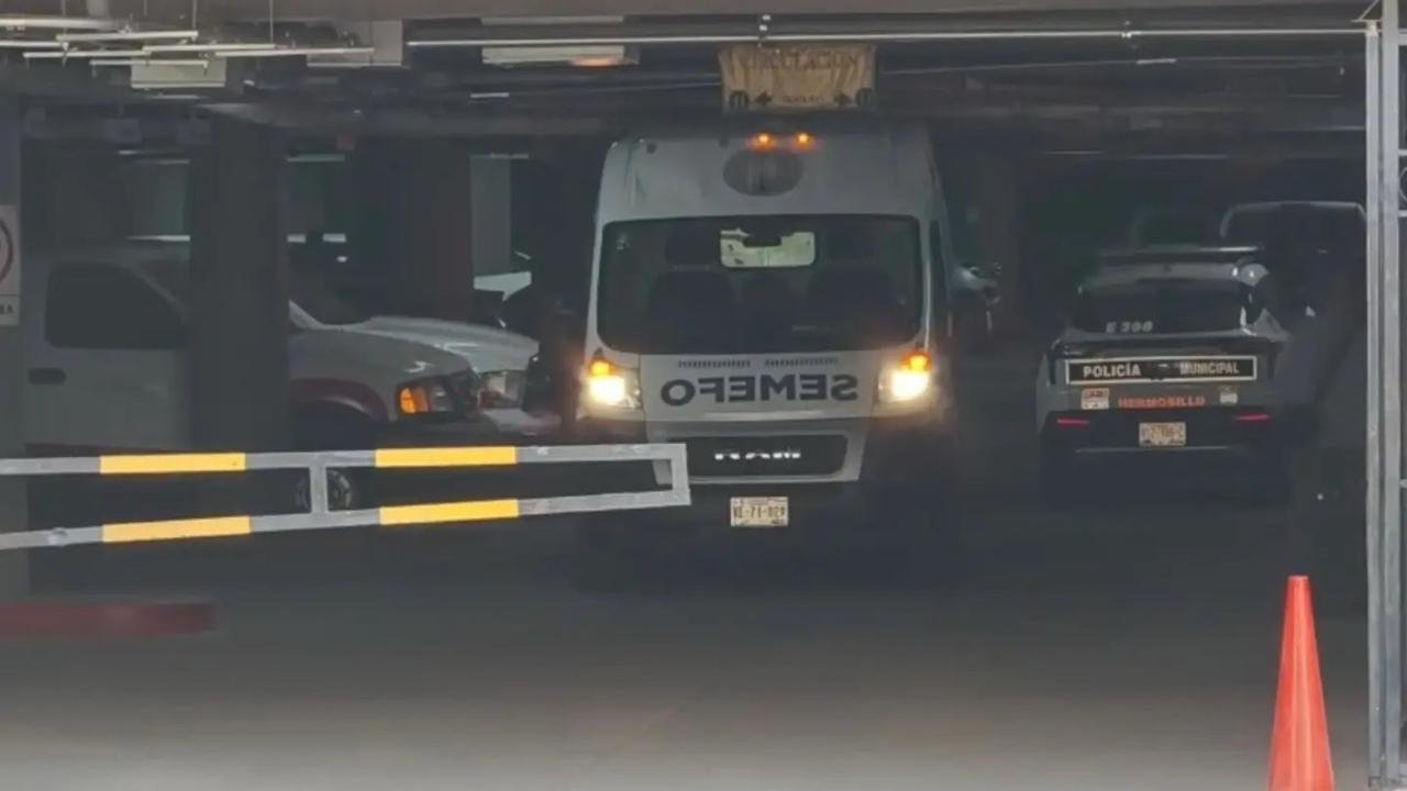 Matan a mujer en estacionamiento del Centro de Gobierno en Hermosillo, Sonora