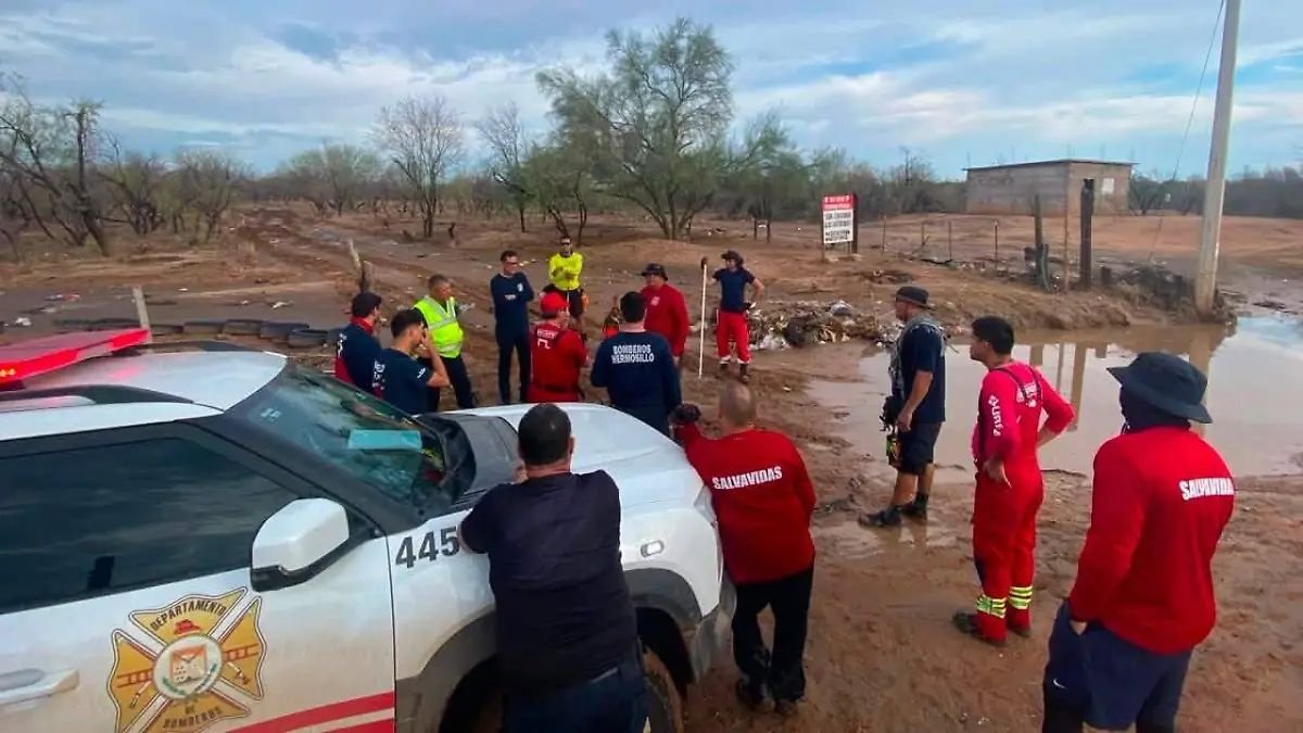 Protección Civil Sonora pide evitar cruzar arroyos ante incremento de lluvias